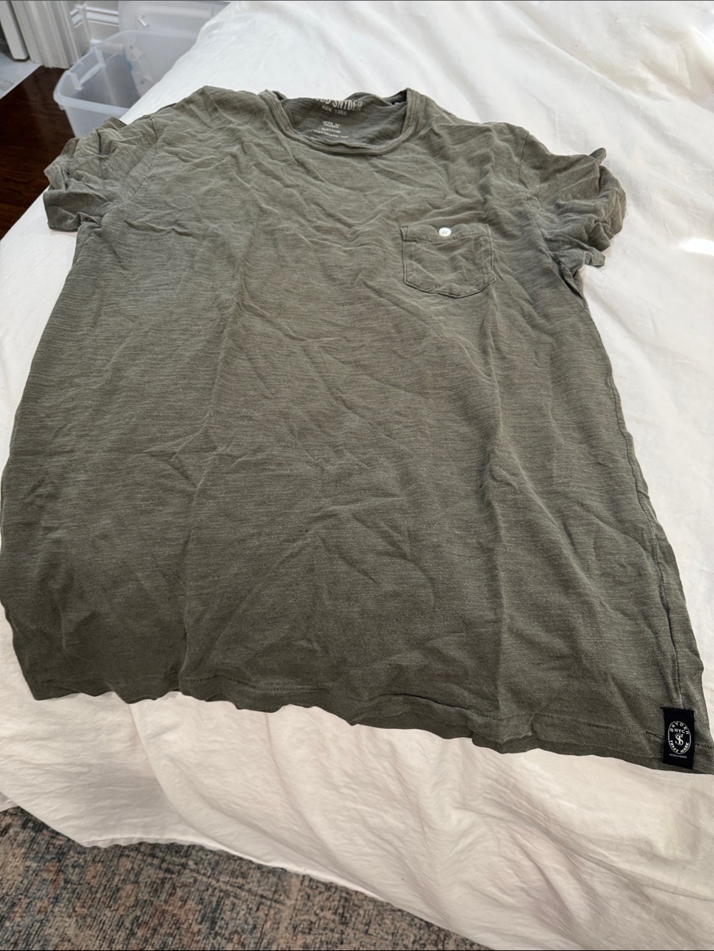 Todd Snyder Men's Pocket Crewneck T‑Shirt in Olive Green